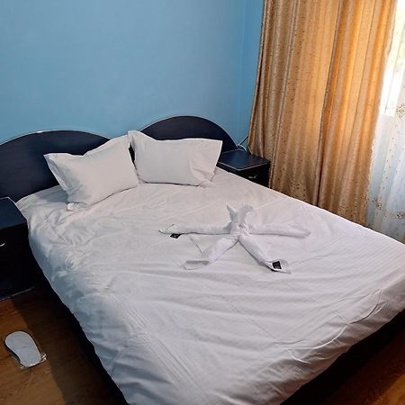 Boutique Apartment Grigorescu Bukares Bagian luar foto